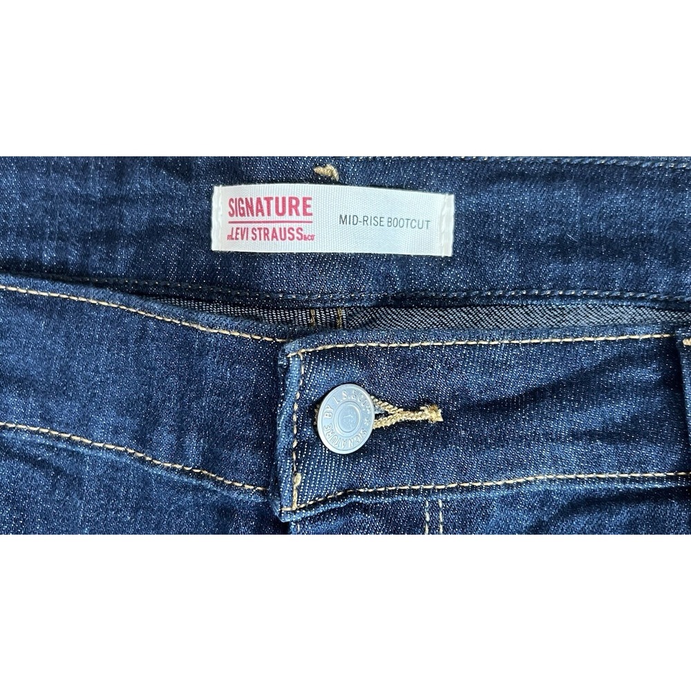 SIGNATURE LEVI STRAUSS MID-RISE BOOTCUT WOMEN'S JEANS 20M W35 L32 DARK DENIM NWT - Picture 3 of 6